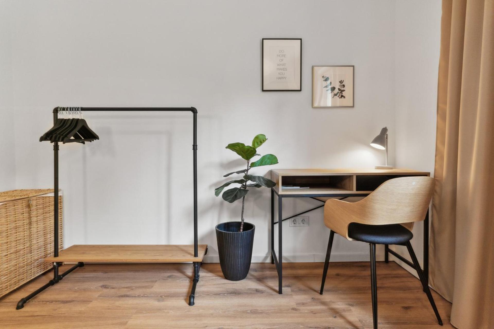 Zwei Apartments Fuer Bis Zu 8 Personen Zentral, Modern, Mit Terrasse & Balkon Билефельд Экстерьер фото