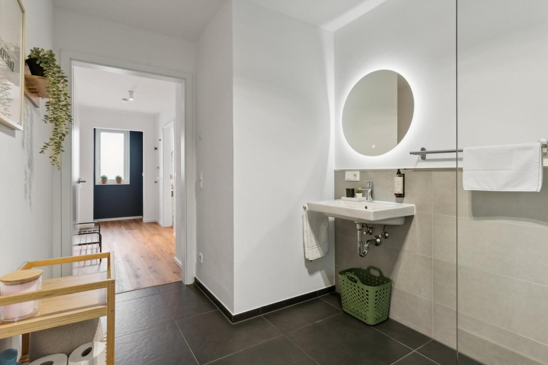 Zwei Apartments Fuer Bis Zu 8 Personen Zentral, Modern, Mit Terrasse & Balkon Билефельд Экстерьер фото