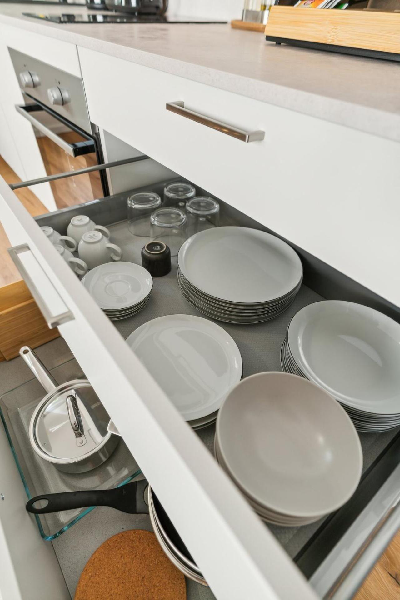 Zwei Apartments Fuer Bis Zu 8 Personen Zentral, Modern, Mit Terrasse & Balkon Билефельд Экстерьер фото