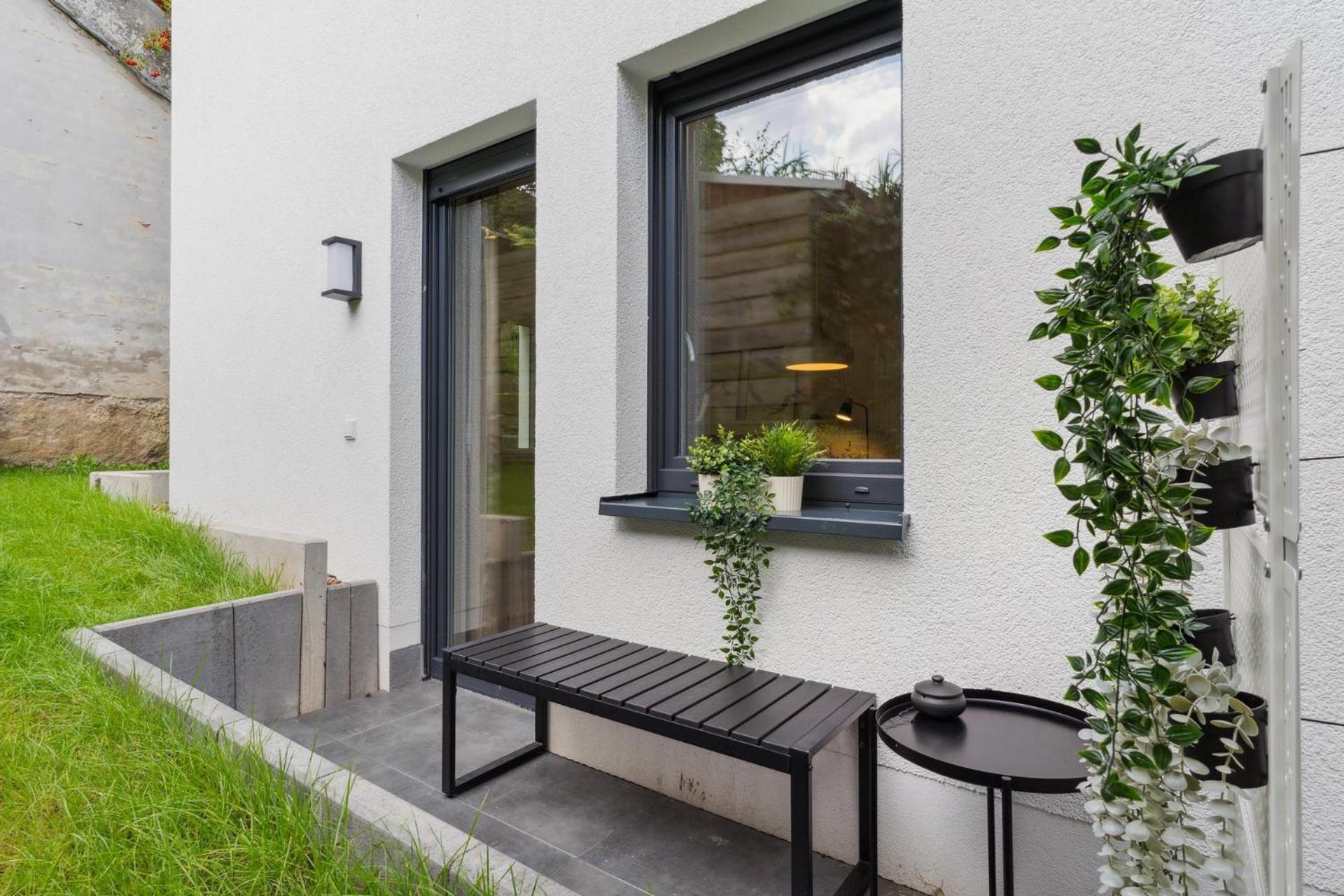 Zwei Apartments Fuer Bis Zu 8 Personen Zentral, Modern, Mit Terrasse & Balkon Билефельд Экстерьер фото