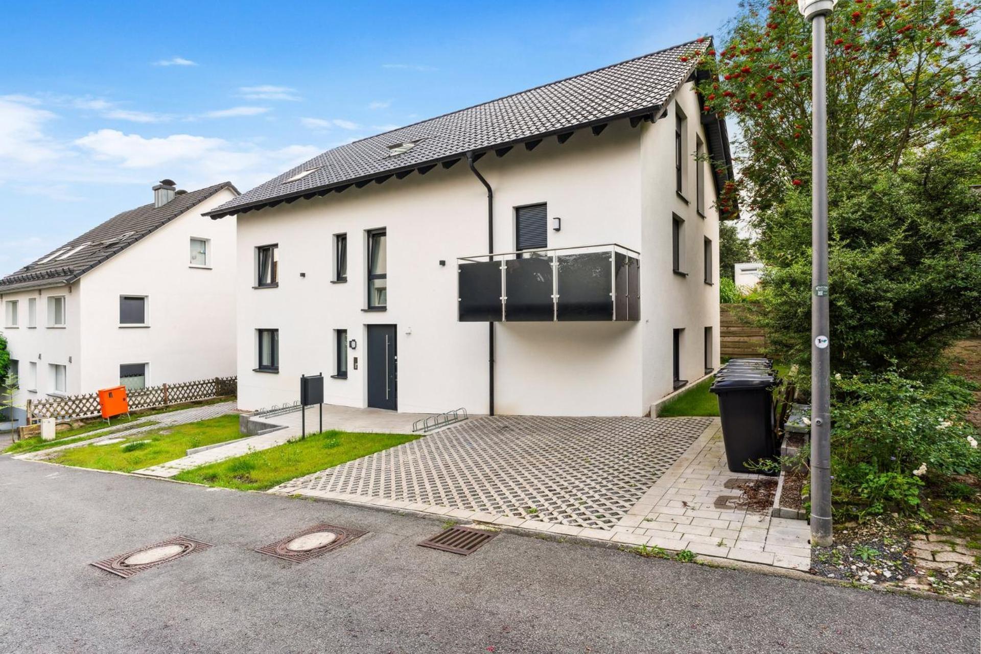 Zwei Apartments Fuer Bis Zu 8 Personen Zentral, Modern, Mit Terrasse & Balkon Билефельд Экстерьер фото