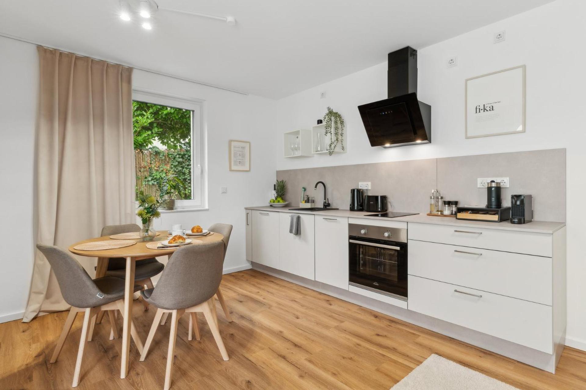 Zwei Apartments Fuer Bis Zu 8 Personen Zentral, Modern, Mit Terrasse & Balkon Билефельд Экстерьер фото
